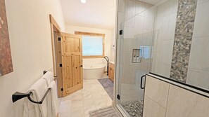 Interior - 56593 Celestial Dr (Bend)