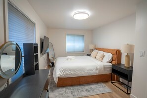 3 habitaciones, tabla de planchar con plancha y wifi gratis 
