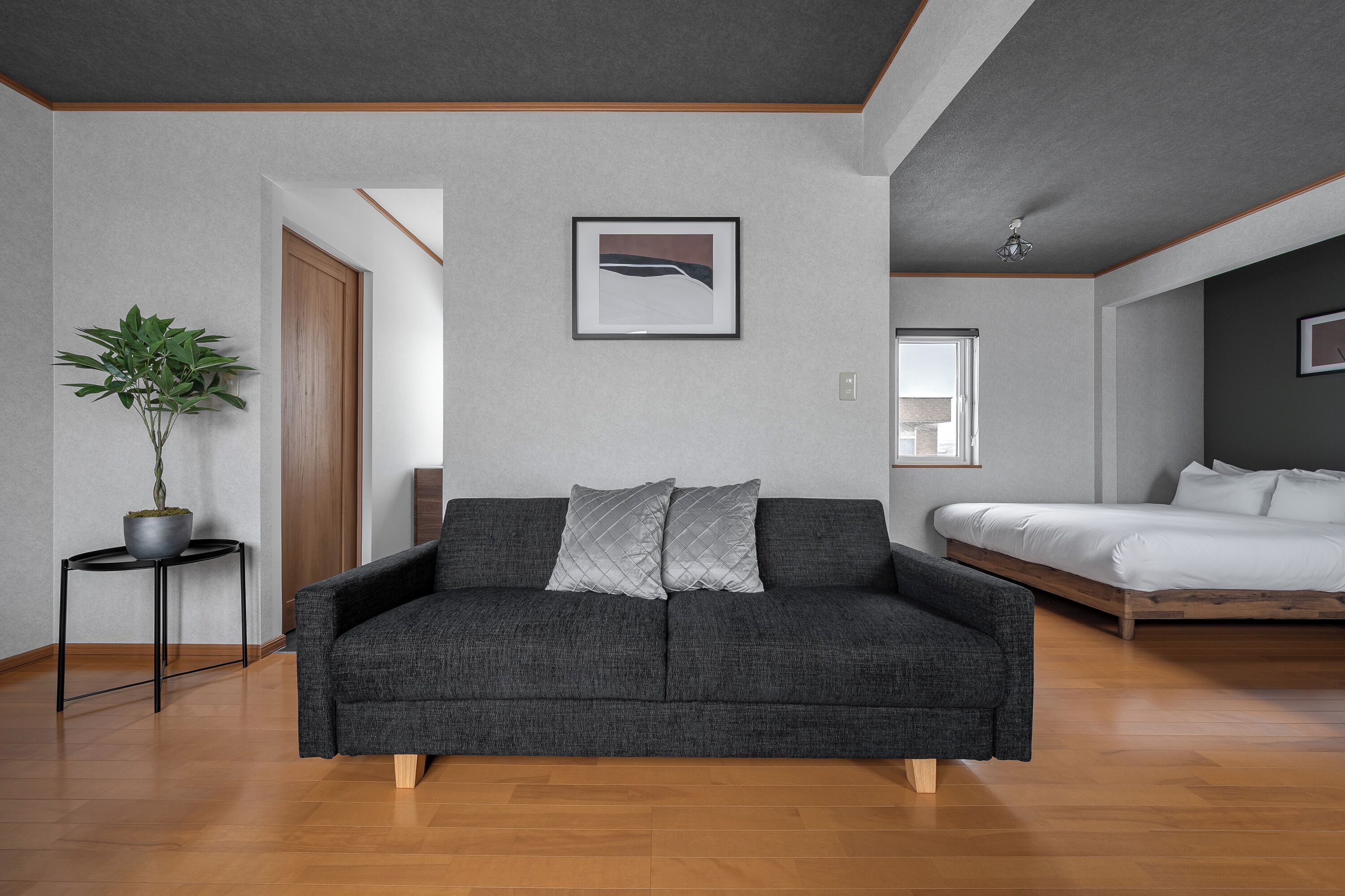 Desk, iron/ironing board, free WiFi