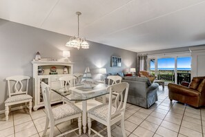 Interior - 110 Amelia By The Sea (Fernandina Beach)