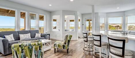House (4 Bedrooms) | Front of property