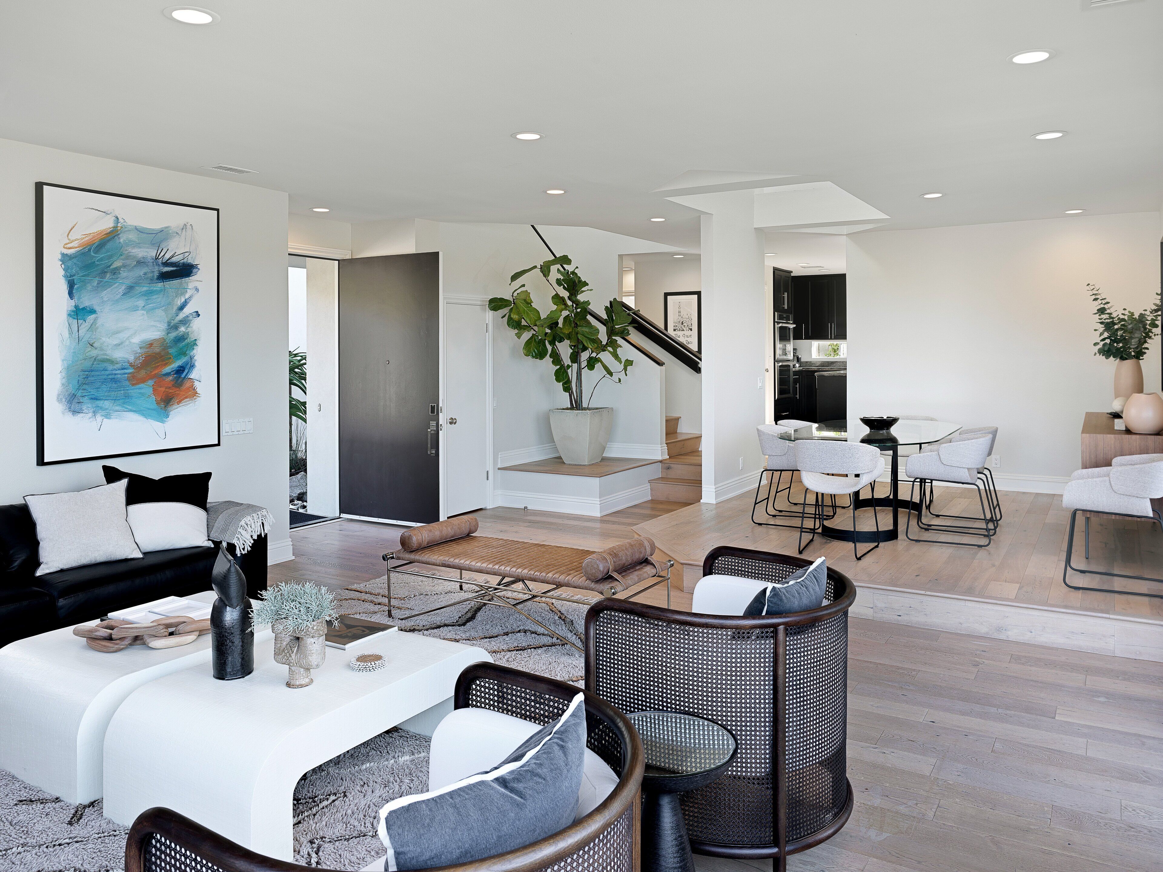 House (4 Bedrooms) | Interior