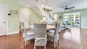 Interior - 391 South Fletcher A&B (Fernandina Beach)