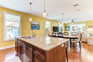 Villa (4 Bedrooms) | Interior
