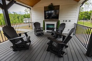 Interior - Adam & Shirley's Place 109 (Dover)