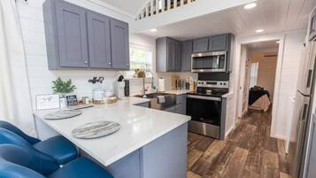 House (1 Bedroom) | Interior