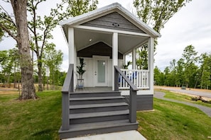 House (1 Bedroom) | Interior - Adam & Shirley's Place 109 (Dover)