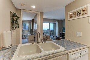 Interior - 208 Sand Dollar (Fernandina Beach)