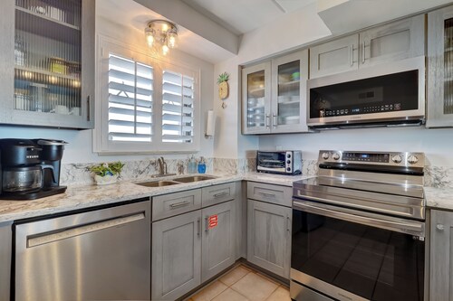 672 Amelia By The Sea