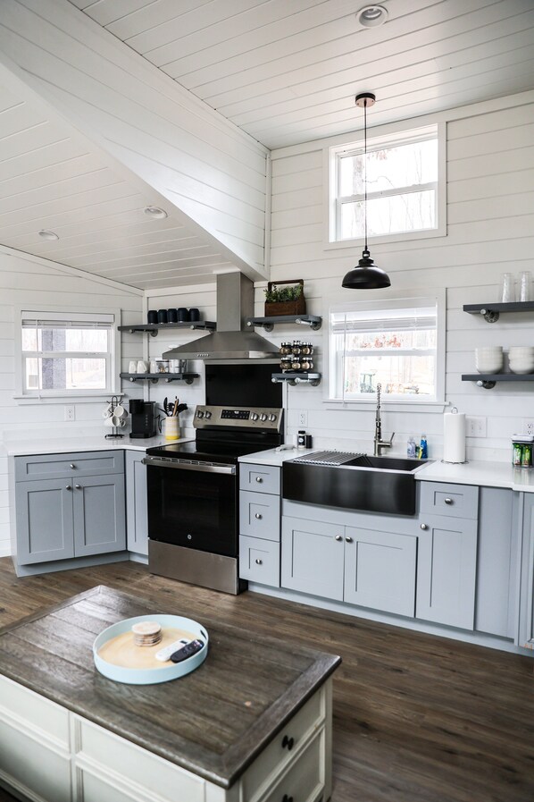 House (3 Bedrooms) | Interior - Salt and Pepper at In The Pines Pr6264 (Dover)