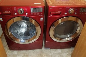 Interior - Serenity in Prime Everett Craftsman Near Boeing! (Everett)