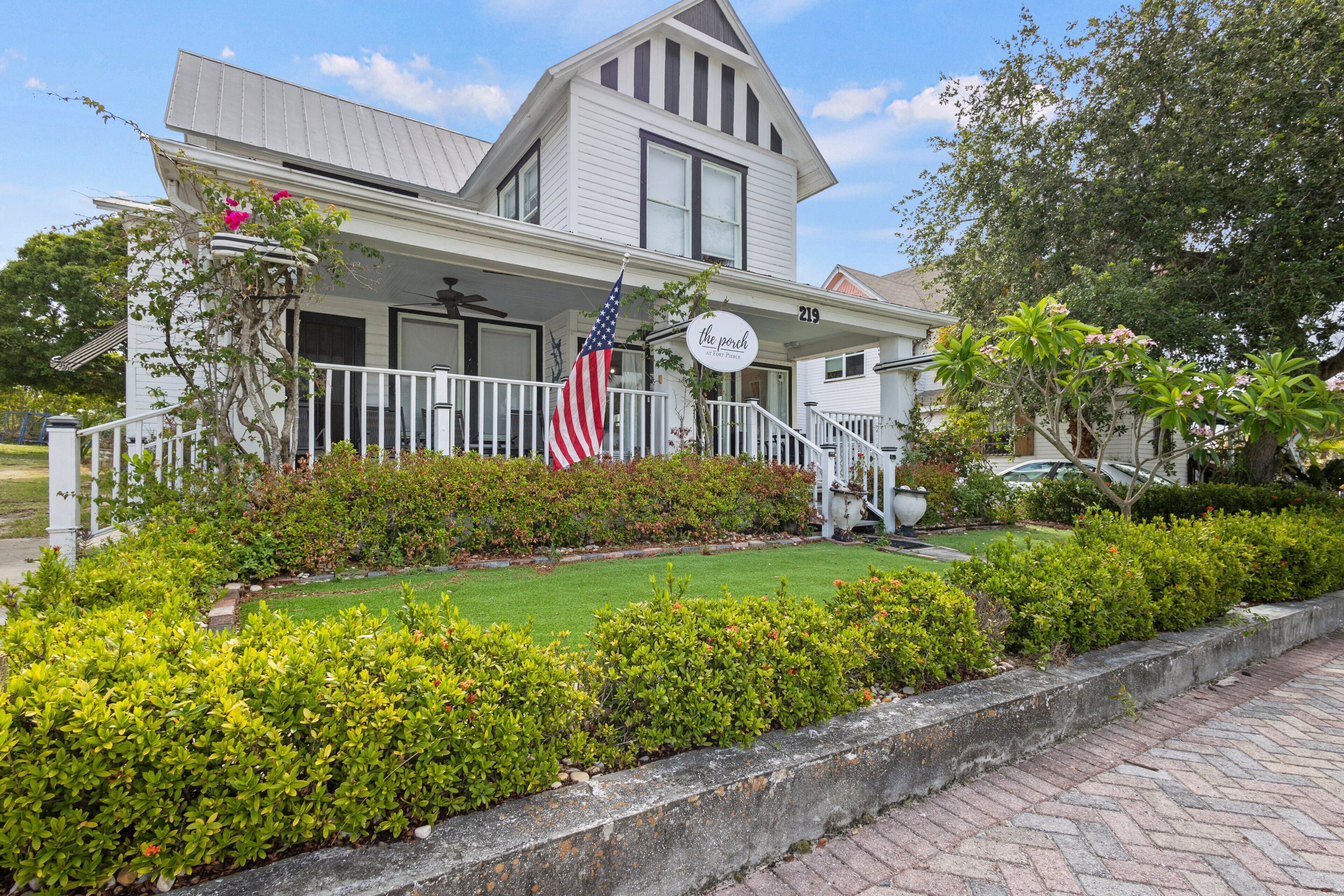 House (3 Bedrooms) | Front of property