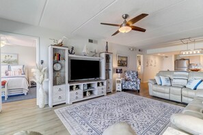 Interior - C5 Amelia South (Fernandina Beach)