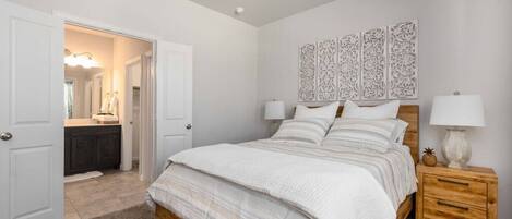 Casa (2 Bedrooms) | Interior