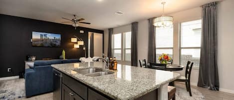 Casa (2 Bedrooms) | Interior