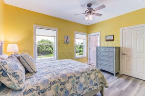 Interior - Brand New Build Dog Friendly Close to Ocean! Above Garage Condo 5631 (Fernandina Beach)