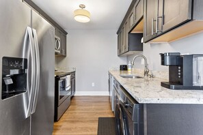 Apartment (1 Bedroom) | Interior - Your Cozy One Bedroom Detriot (Detroit)