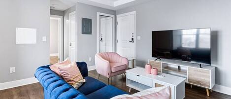 Apartment (1 Bedroom) | Interior