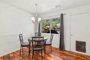 House (3 Bedrooms) | Interior - Greenlaw Getaway (Flagstaff)