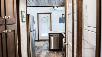 House (1 Bedroom) | Interior