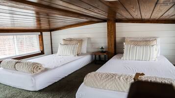 House (1 Bedroom) | Interior