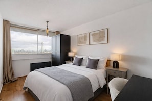 House, Smoking | 2 bedrooms - 2BR Marylebone Home - Beautiful Views Balcony (London)