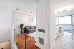 House, Smoking | 2 bedrooms - 2BR Marylebone Home - Beautiful Views Balcony (London)