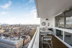 House, Smoking - 2BR Marylebone Home - Beautiful Views Balcony (London)
