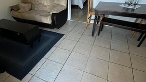 Uklassifisert bilde, 5 av 12, knapp
