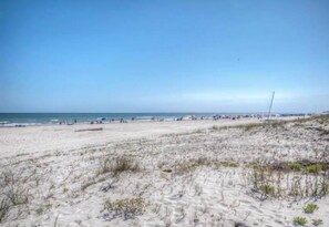 Beach - Oceanfront Villa-Beachfront Heated Pool-Walk to Coligny Plaza-South Forest Beach (Hilton Head Island)