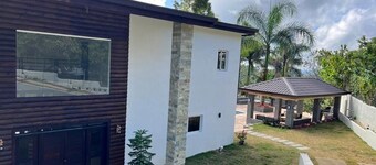 Villa Reyes Vega - Private Pool & BBQ - La Colonia, SC -Perfect for the family