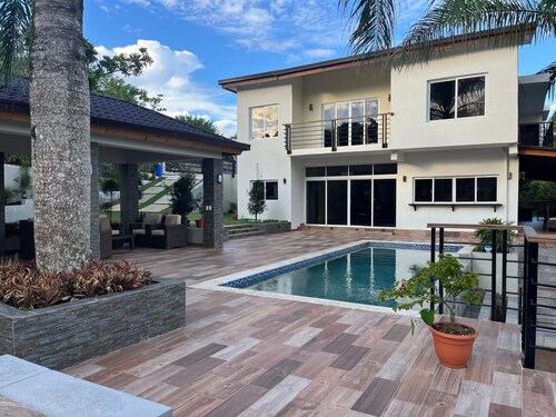 Villa Reyes Vega - Private Pool & BBQ - La Colonia, SC -Perfect for the family