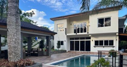 Villa Reyes Vega - Private Pool & BBQ - La Colonia, SC -Perfect for the family