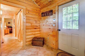 Interior - 489oer (Whitefield)