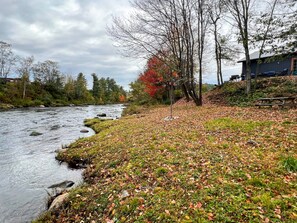 Interior - 37pa Superbly Appointed Riverfront Home in Littleton! Skiing, Hiking, Firepit, wif (Littleton)