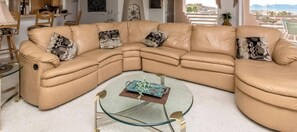 TV - Vega Lane , Breathtaking Panoramic Lake View! (Lake Havasu City)