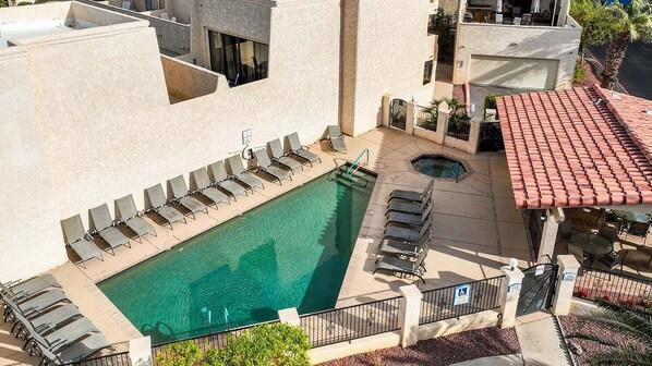 Interior - Sweet Town Home on the Island (Lake Havasu City)