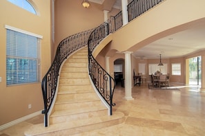 House (4 Bedrooms) | Interior - Luxury Golf Course Retreat on Hogan (Lake Havasu City)