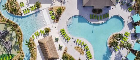 單棟房屋 (4 Bedrooms) | 內部