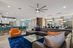 Villa (Multiple Bedrooms) | Innvendig