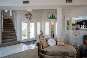 Interior - Desert Glam on the Golf Course (Lake Havasu City)