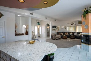Interior - Desert Glam on the Golf Course (Lake Havasu City)