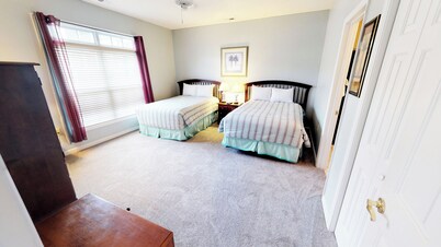 Village at the Glens C 204