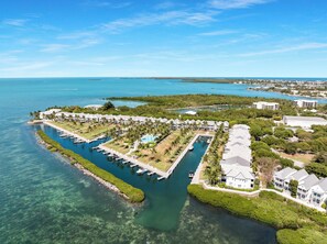 Villa (3 Bedrooms) | Interior - Waterfront Luxury Villa 35 With Boat Slip and Sunset Views (Marathon)