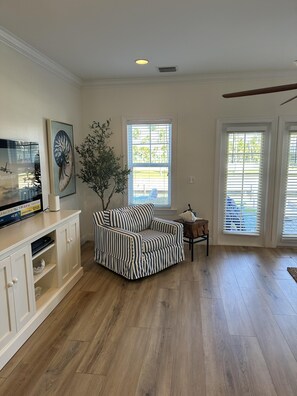 Villa (3 Bedrooms) | Interior - Waterfront Luxury Villa 19 With Sunset Views and Boat Slip (Marathon)