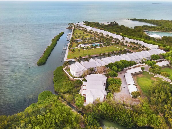 Interior - Waterfront Luxury Villa 19 With Sunset Views and Boat Slip (Marathon)