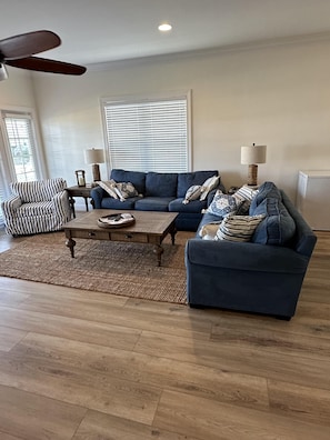 Villa (3 Bedrooms) | Interior - Waterfront Luxury Villa 19 With Sunset Views and Boat Slip (Marathon)