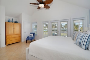Interior - Waterfront Luxury Villa 19 With Sunset Views and Boat Slip (Marathon)