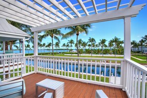 Interior - Waterfront Luxury Villa 19 With Sunset Views and Boat Slip (Marathon)