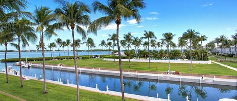 Villa (3 Bedrooms) | Jachthafen